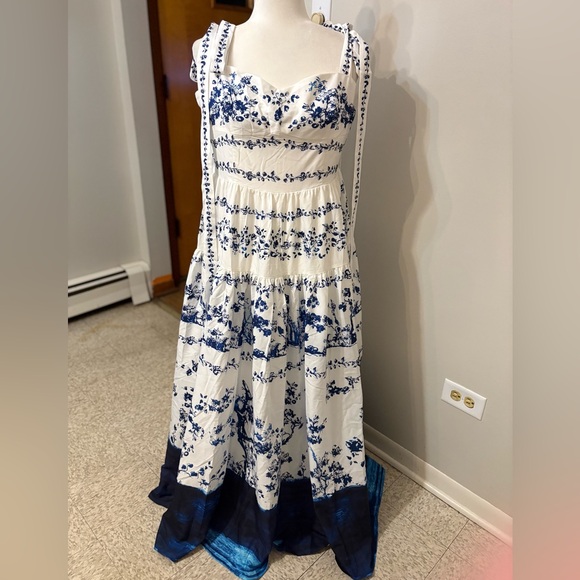 Commense Blue and White Floral Maxi Dress - Picture 8 of 10